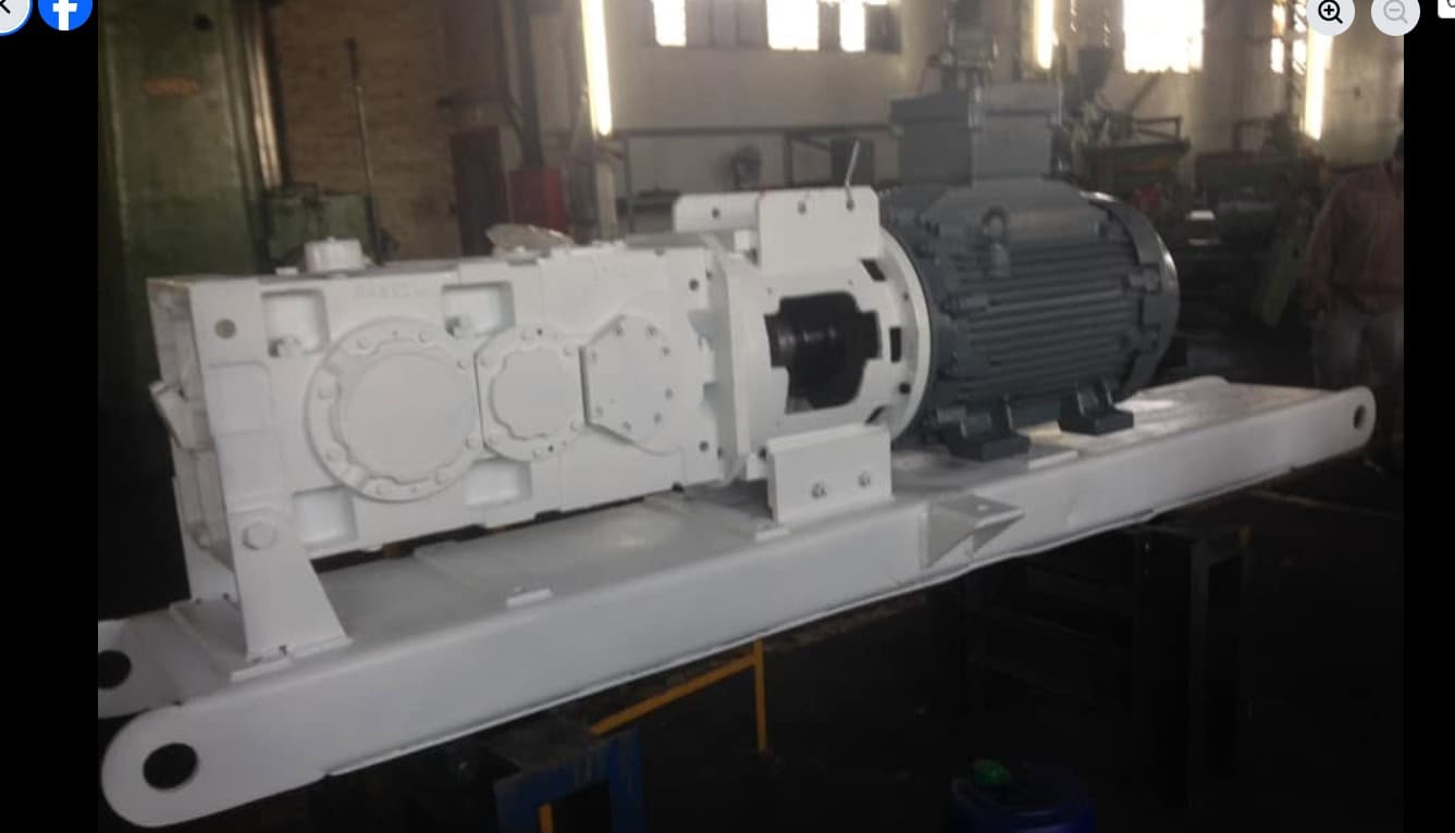 Mechanical drive assembly repaired and mounted on a fabricated base